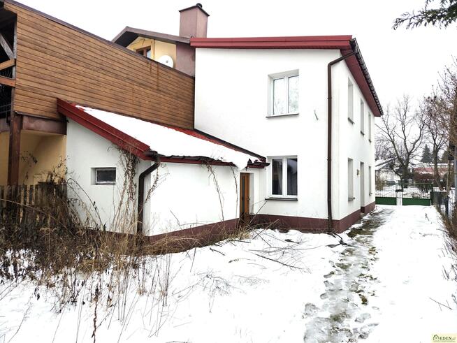 Dom Adamów, Targowa