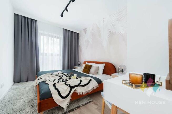 4 pok. 67,3 m2 z przy J. Mikołajskim, taras 10 m2.