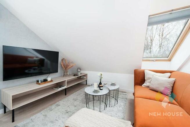 4 pok. 67,3 m2 z przy J. Mikołajskim, taras 10 m2.