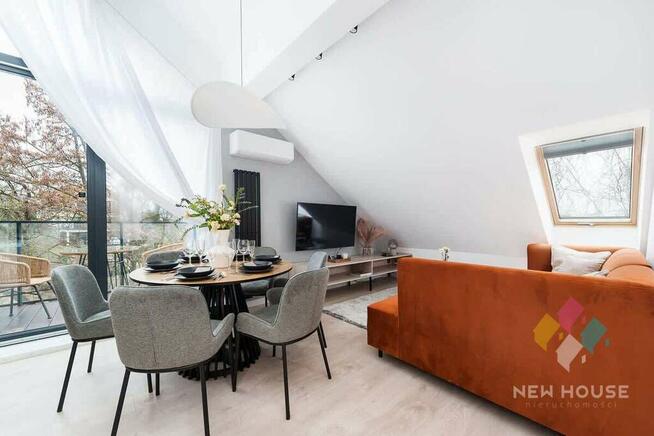 4 pok. 67,3 m2 z przy J. Mikołajskim, taras 10 m2.