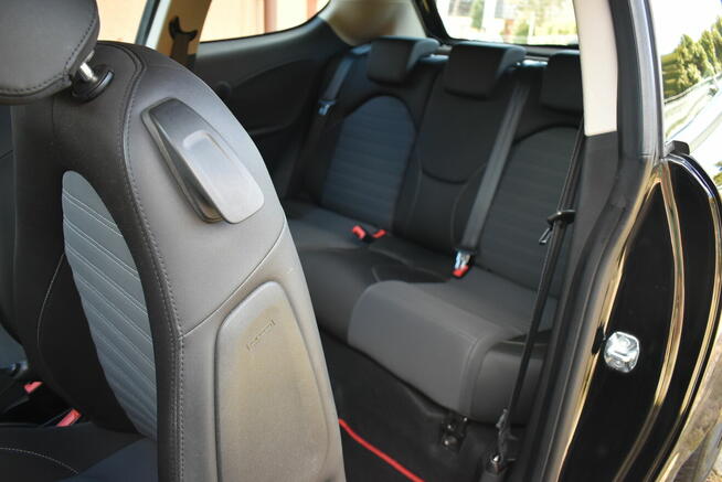 TYLKO 46839 km!!!klimatyzacja podgrzewane fotele czujniki pa