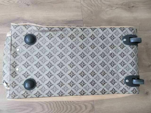 TORBY podróżne-różne