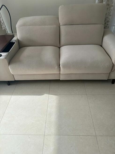 Narożnik Bydgoskie Meble model MIA, elekt. fotele jak nowy