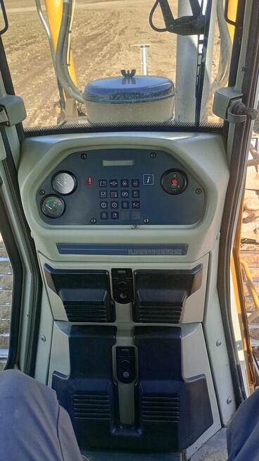 Spych, spycharka Liebherr 724 LGP błotniak jak Cat D6