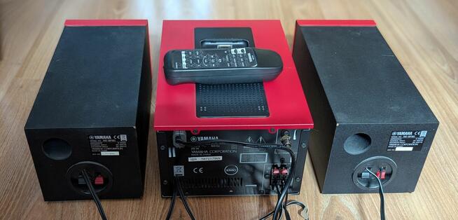 Wieża Yamaha MCR-040 (CRX-040) Czerwona | CD, USB, iPod