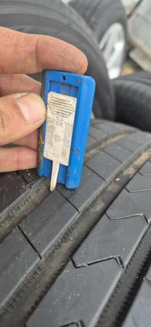 opony lato 23r. 215/60/17.6mm,kpl.bez wad.