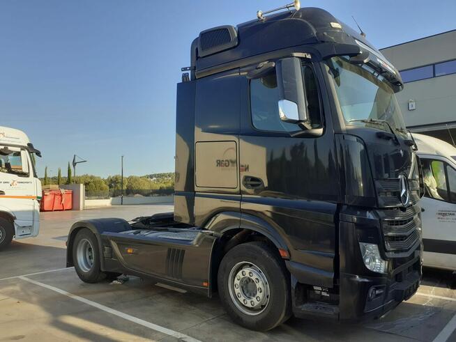 Mercedes Actros 1848