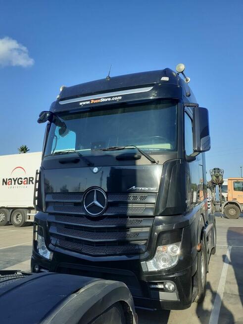 Mercedes Actros 1848