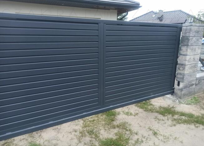 Brama przesuwna PROFILOWA 1,70x4,00m PALISADA