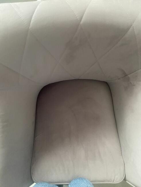 Fotel welurowy na styl glamour/skandynawski