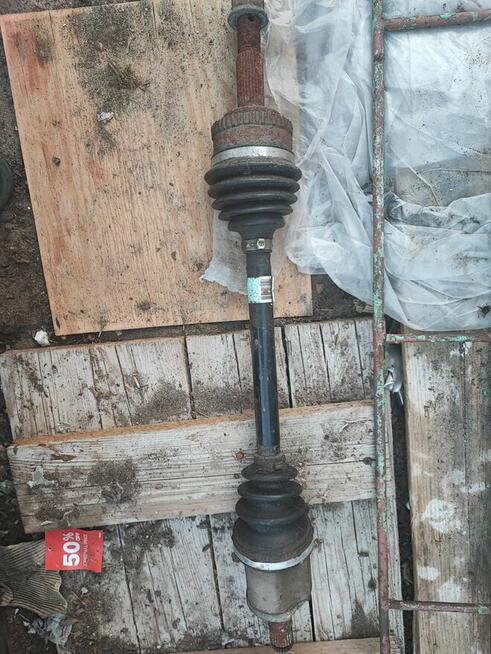 Części do Nissana Almera n16