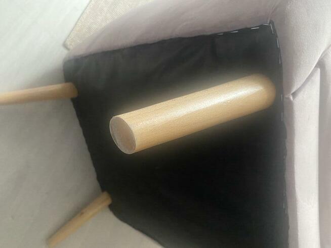 Fotel welurowy na styl glamour/skandynawski