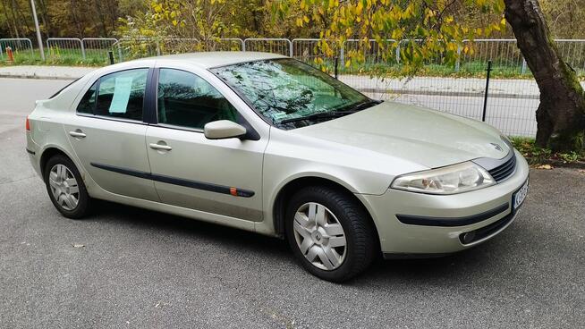 Renault Laguna!
