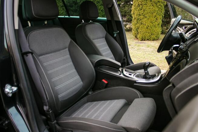 Opel Insignia Kamera Bi-Ksenon Nawigacja Podgrzewana Kierownica Tempomat Parktronik