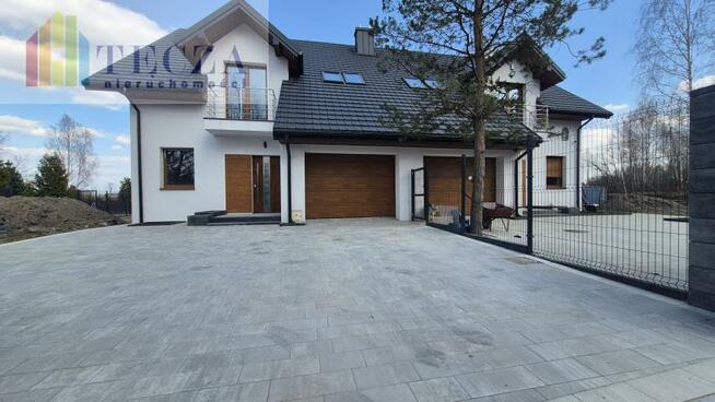 Dom Okuniew gm. Halinów, Szkolna