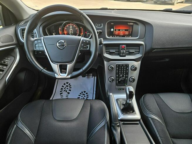 Volvo V40 Kamera Cofania* Ładne i Zadbane* Momentum* Rok GWARANCJI