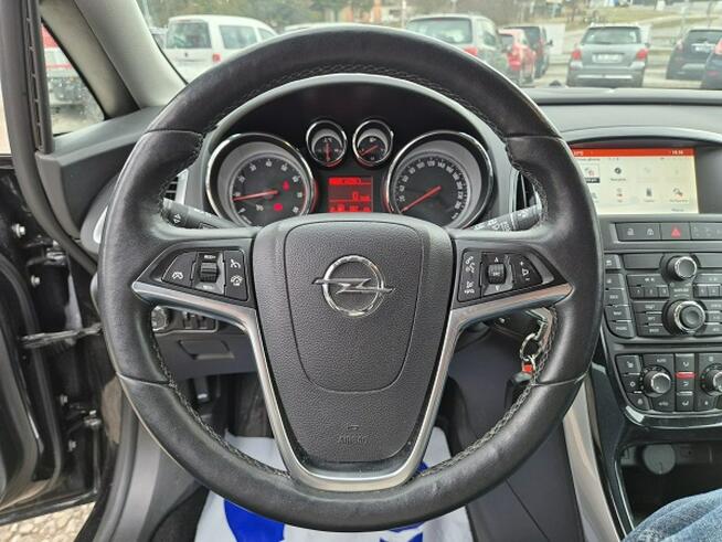 Opel Astra *Navi*Kamera*Pdc*GrzaneFotele*