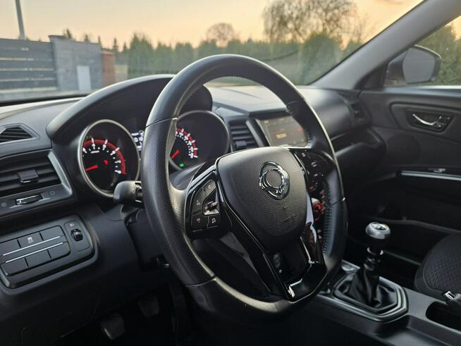 SsangYong XLV bezwypadkowy /KAMERA/ navi/ ALUFELGI 18"/ ledy/ FAKTURA VAT 23%/ 2017