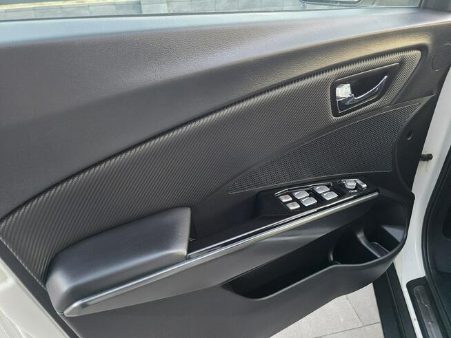 SsangYong XLV bezwypadkowy /KAMERA/ navi/ ALUFELGI 18"/ ledy/ FAKTURA VAT 23%/ 2017