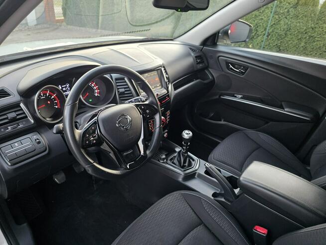 SsangYong XLV bezwypadkowy /KAMERA/ navi/ ALUFELGI 18"/ ledy/ FAKTURA VAT 23%/ 2017