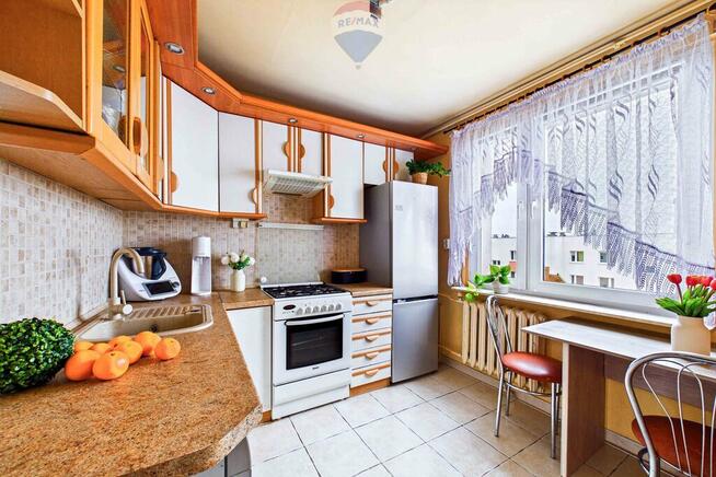 Na sprzedaż mieszkanie 3 pokojowe, os. Przyjaźni !