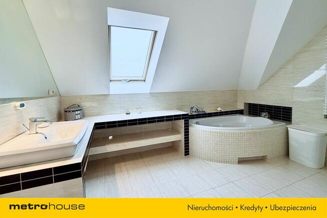 ** Dom DLA RODZINY tuż przy terenach zielonych **