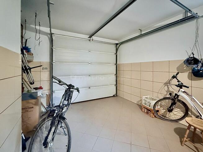 ** Dom DLA RODZINY tuż przy terenach zielonych **