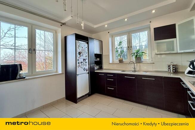 ** Dom DLA RODZINY tuż przy terenach zielonych **