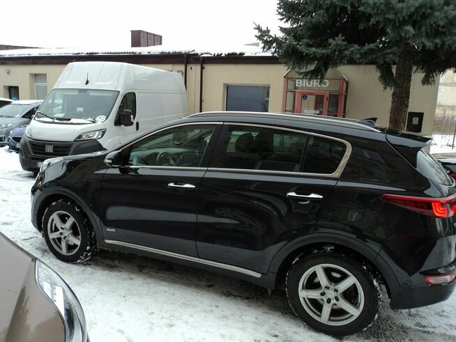 sprzedam ładnego KIA SPORTAGE z 2017r 1.6 b 177KM 4AWD