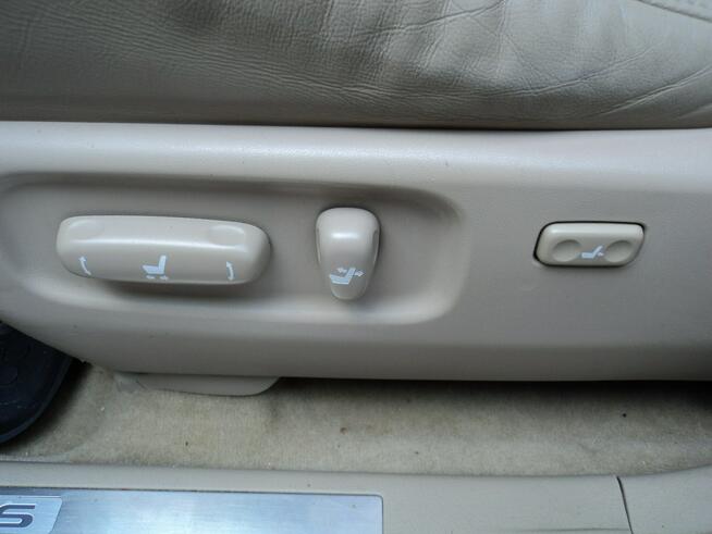 sprzedam ładną TOYOTE Lexus RX 400 HYBRYDA 4x4