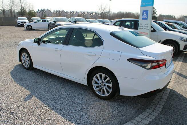 Toyota Camry 2.5 Hybrid e-CTV Comfort F-vat Kamera netto 78 780 PLN Gwarancja