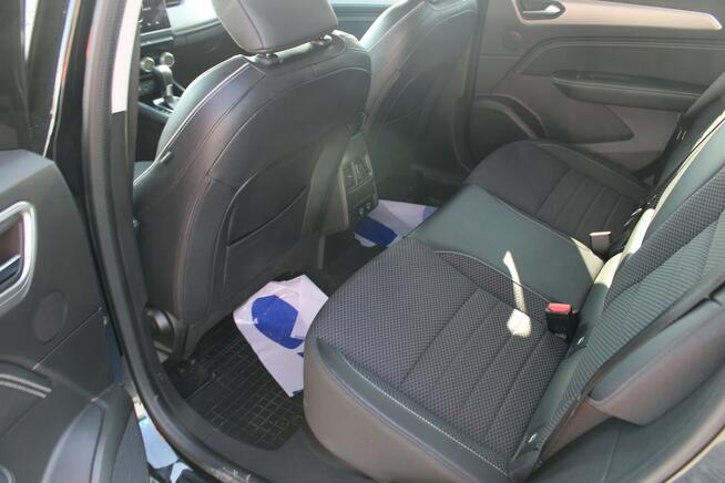 Renault Arkana 1.6 E-tec TECHNO Automat netto 70650 PLN Nawigacja