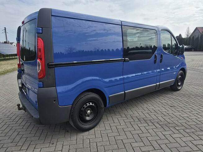 Opel Vivaro 2,5dci Automat.Lift.Klima.Centralka.Long.Tempomat/Hak/.kredyt.OKAZJA