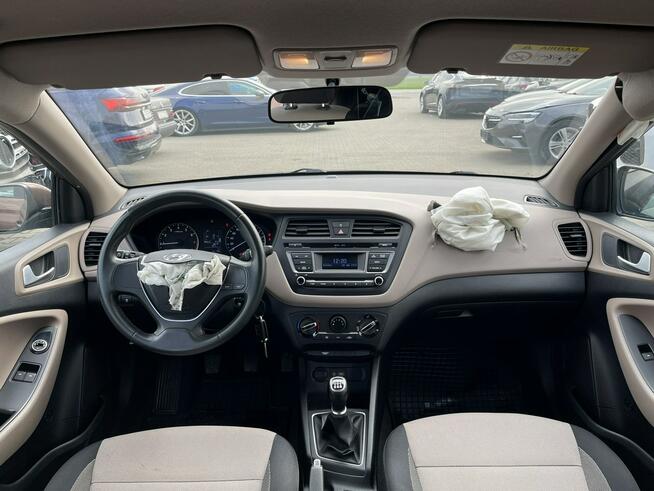 Hyundai i20 Klimatyzacja czujniki park.