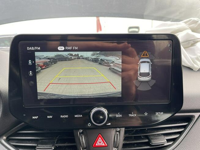 Hyundai i30 Kamera Kliamtyzancja LED Virtual cockpit