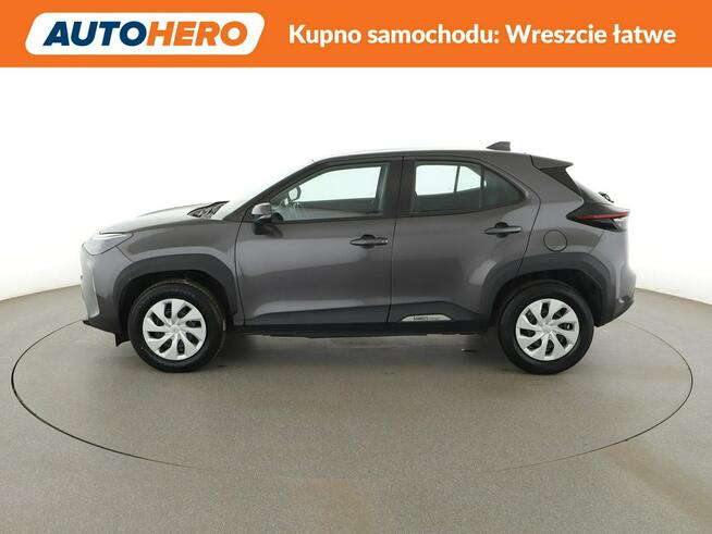 Toyota Yaris Cross hybryda automat kamera ACC