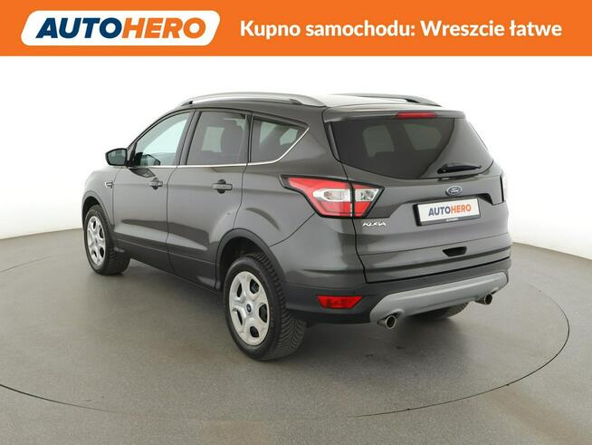 Ford Kuga klimatyzacja grzane fotele czujniki parkowania