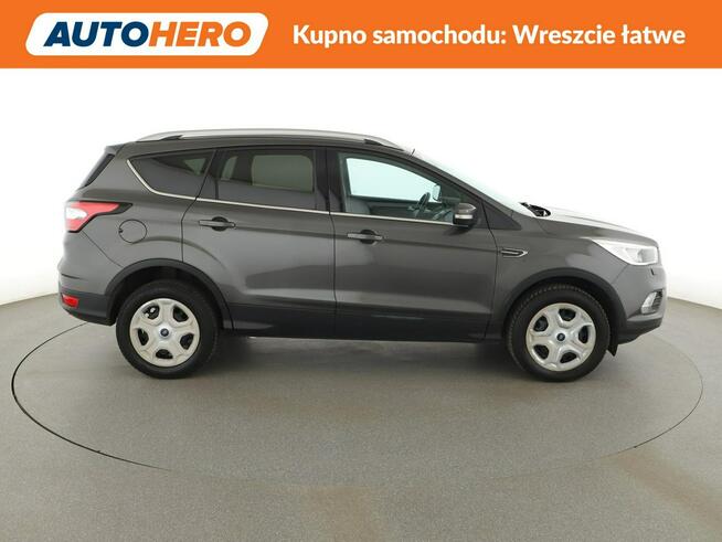 Ford Kuga klimatyzacja grzane fotele czujniki parkowania