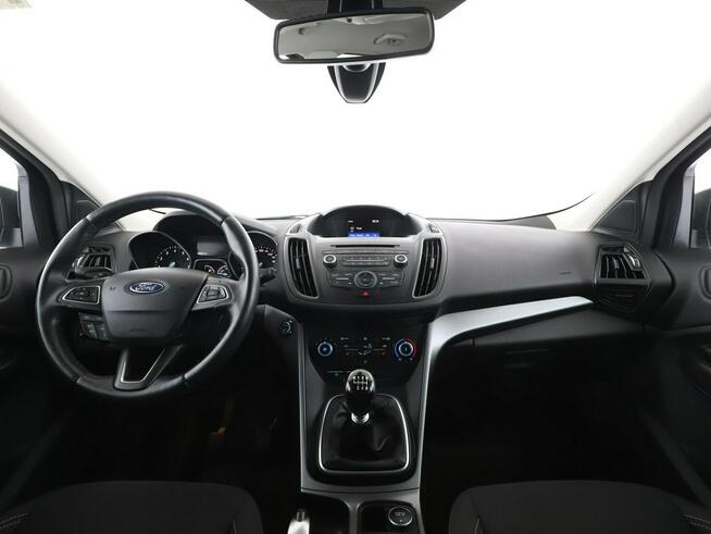 Ford Kuga klimatyzacja grzane fotele czujniki parkowania