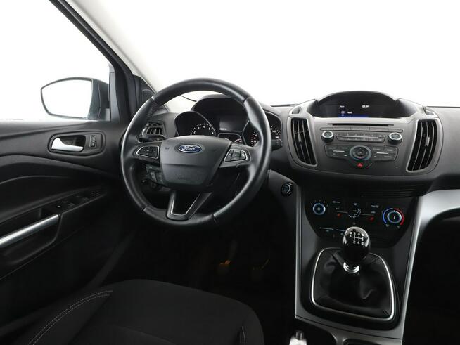 Ford Kuga klimatyzacja grzane fotele czujniki parkowania