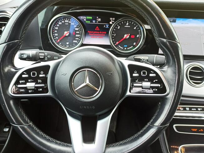 E 300 EQ Hybryda Plug-in, 23% VAT