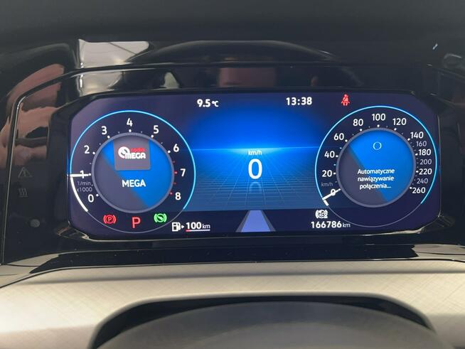 Volkswagen Golf VIII 1.0 eTSI Life DSG Hatchback