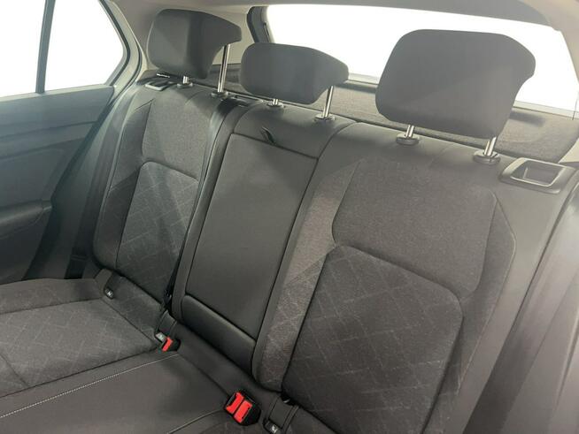 Volkswagen Golf VIII 1.0 eTSI Life DSG Hatchback