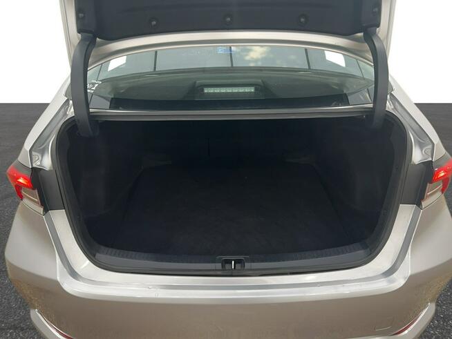 Toyota Corolla 1.5 Comfort Sedan