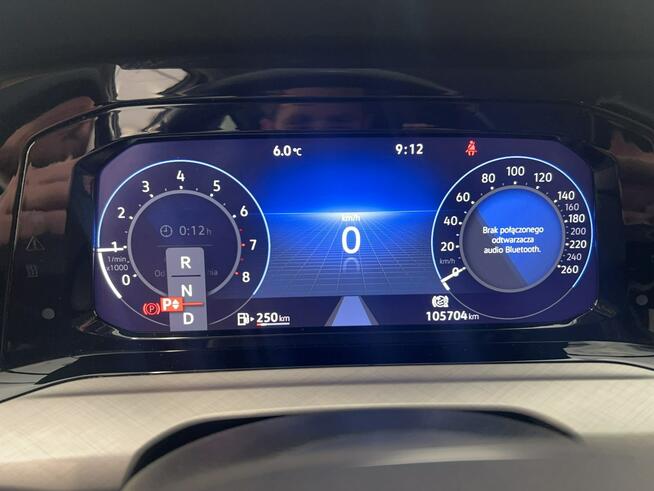 Volkswagen Golf VIII 1.0 eTSI Life DSG Hatchback