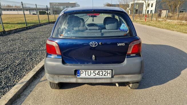 Toyota Yaris 1.0 2001r Salon PL Wspomaganie Radio