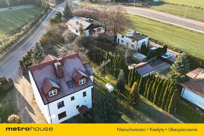 Dom trzypoziomowy o wysokim standardzie w Rybnie.