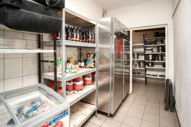 Pizzeria Piwniczka na sprzedaż w centrum Skawiny