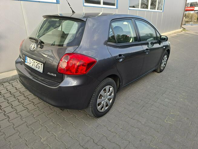 Toyota Auris 1.3 benzyna 5drzwi ważne opłaty