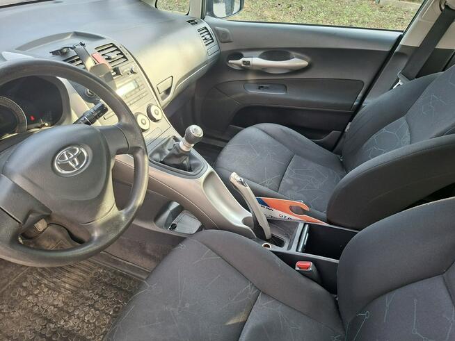 Toyota Auris 1.3 benzyna 5drzwi ważne opłaty